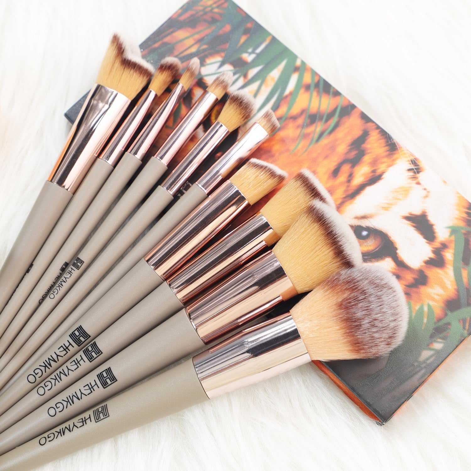 Professional Makeup Brush Set, 10-Piece with PU Leather Case - Ideal Gift for Daughters or Wives